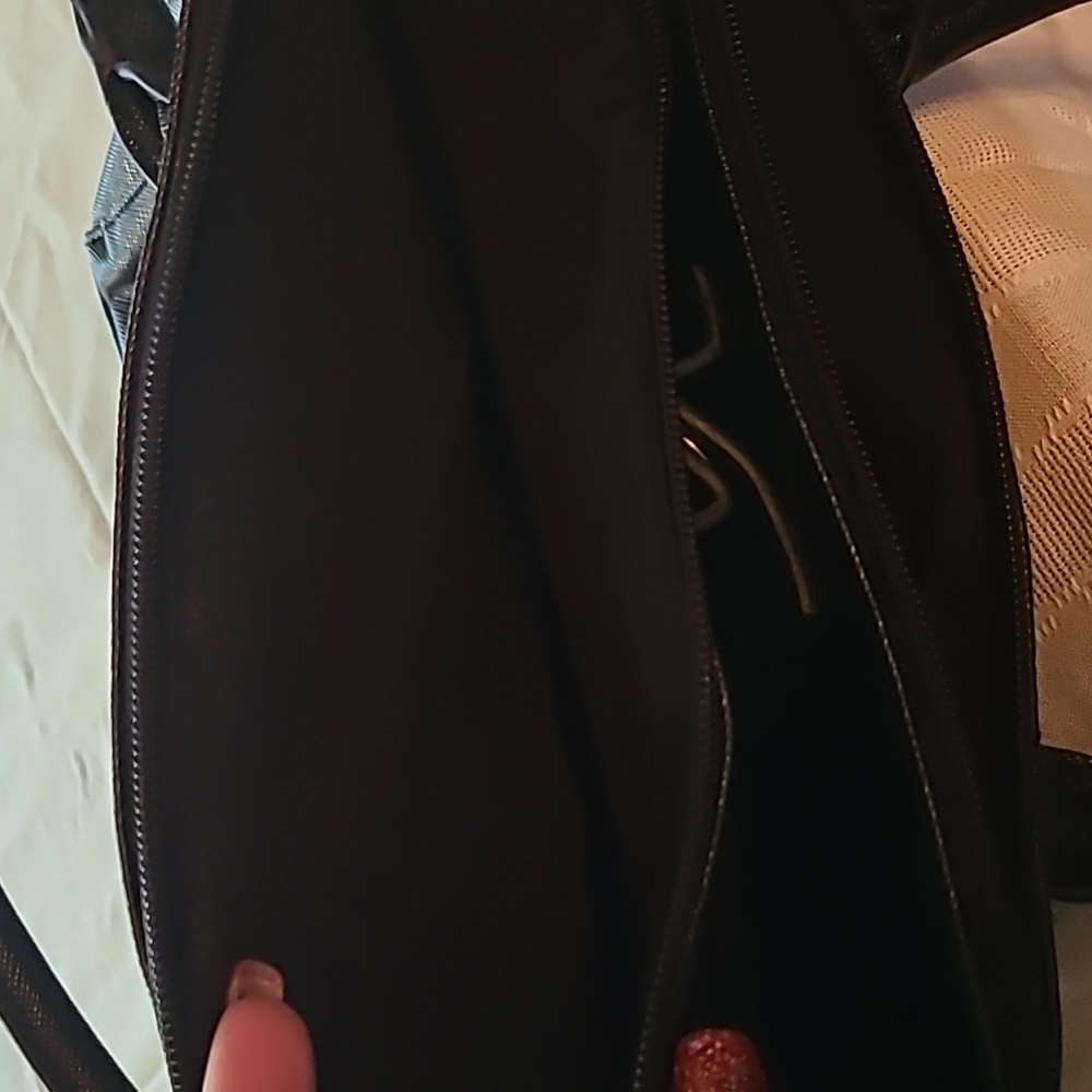 Kenneth Cole - Picture 2 of 6